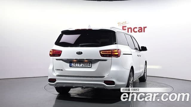 Kia The / новый New Carnival Special, 2019 4