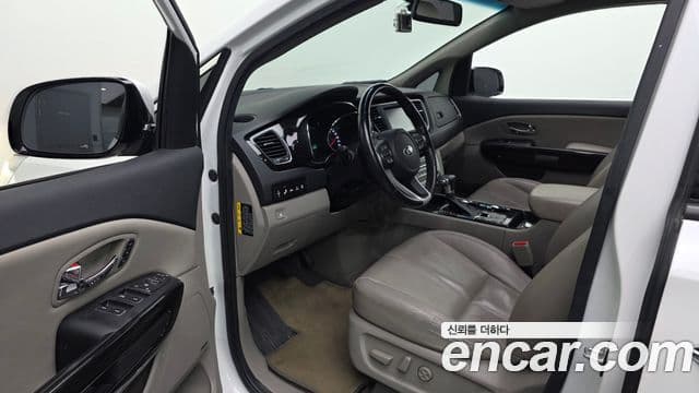 Kia The / новый New Carnival Special, 2019 10