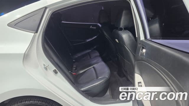 Hyundai Accent(новый кузов / новое поколение) 1.4 VVT Smart, 2017 13