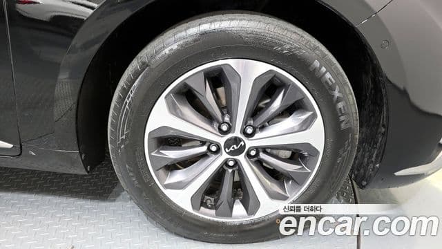 Kia K8 гибрид Noblesse, 2023 все фото