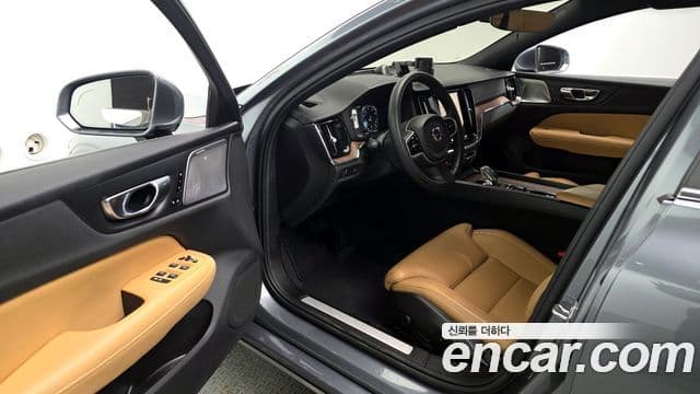 Volvo S60 3세대 B5 Inscription, 2021 10