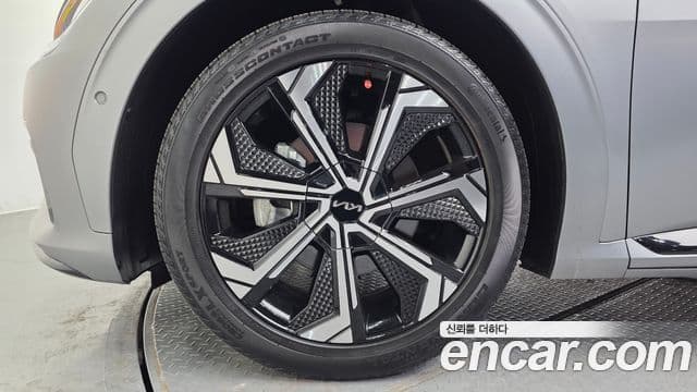 Kia EV6 GT Line, 2023 все фото