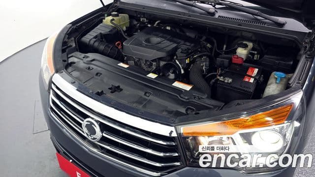 KG모빌리티(SsangYong) Korando 투리스모 4WD TX 9인승, 2017 6