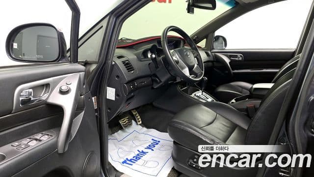 KG모빌리티(SsangYong) Korando 투리스모 4WD TX 9인승, 2017 10