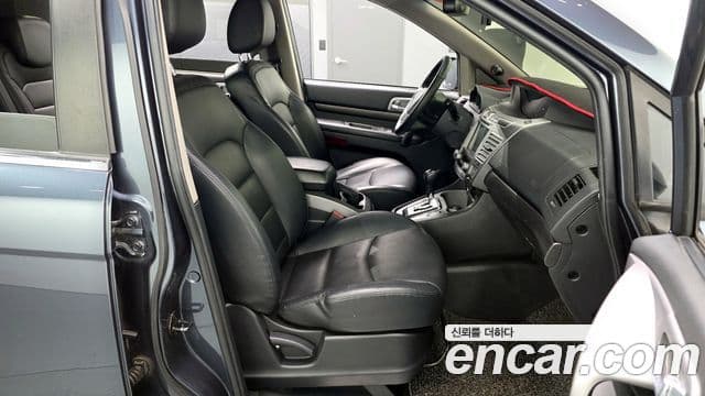 KG모빌리티(SsangYong) Korando 투리스모 4WD TX 9인승, 2017 12