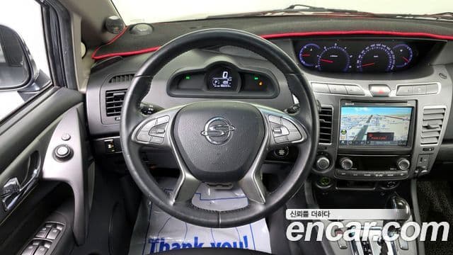 KG모빌리티(SsangYong) Korando 투리스모 4WD TX 9인승, 2017 14
