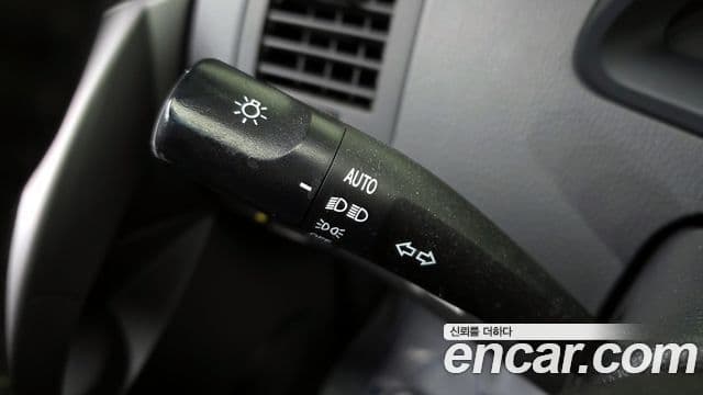 KG모빌리티(SsangYong) Korando 투리스모 4WD TX 9인승, 2017 15