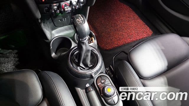 Mini Cooper D 3세대, 2016 9