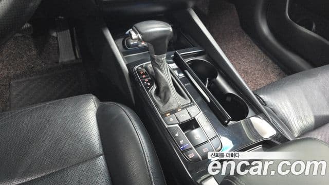 Kia All New K7 3.0 LPI Luxury (арендный автомобиль), 2018 13