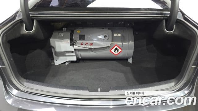 Kia All New K7 3.0 LPI Luxury (арендный автомобиль), 2018 20