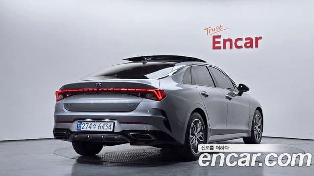 Kia K5 гибрид 3세대 Signature, 2020 2