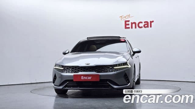 Kia K5 гибрид 3세대 Signature, 2020 3