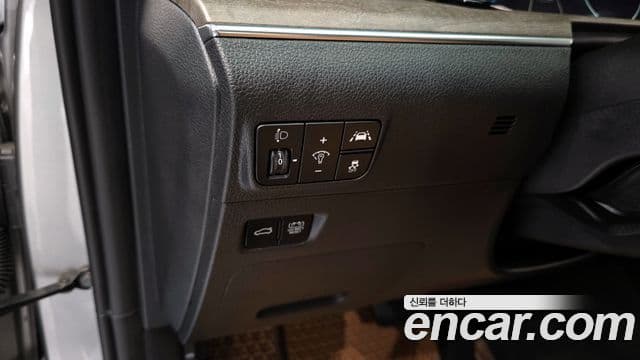 Kia K5 гибрид 3세대 Signature, 2020 16