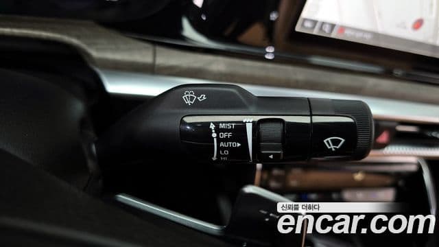 Kia K5 гибрид 3세대 Signature, 2020 18