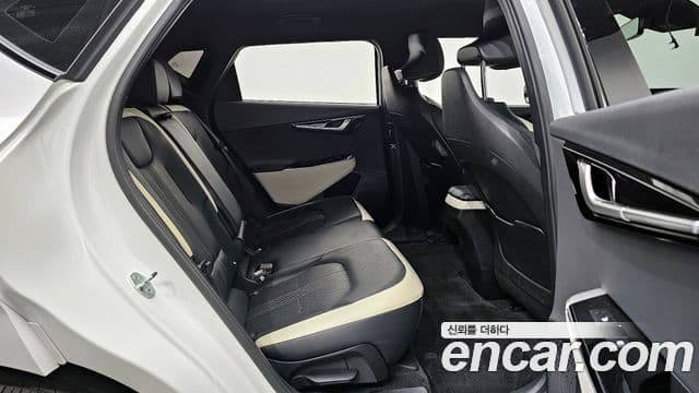 Kia EV6 GT Line, 2024 12