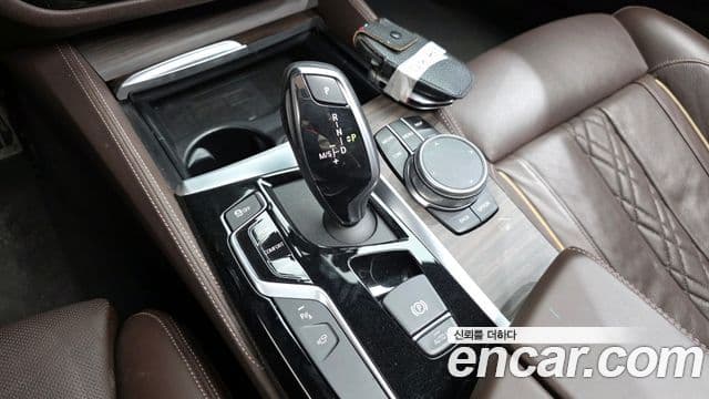 BMW 5시리즈 (G30) 530i M Sport Plus, 2020 9