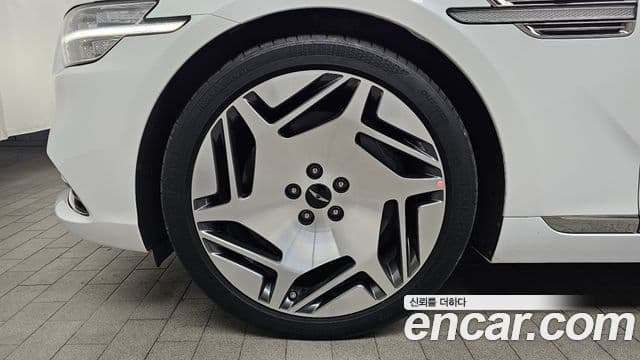 Genesis G90 Prestige, 2021 все фото