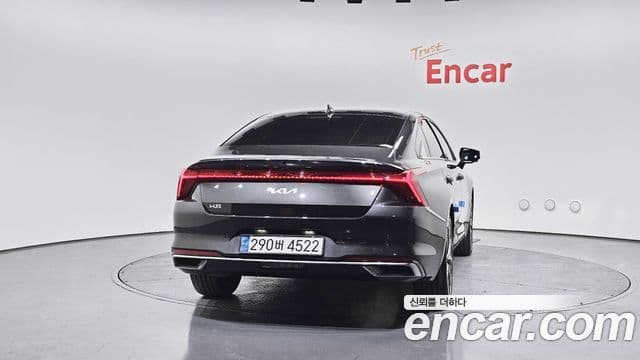 Kia K8 Signature, 2022 4