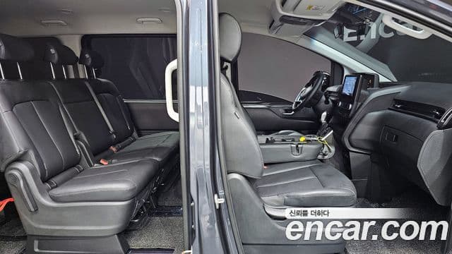 Hyundai Staria Modern, 2023 10