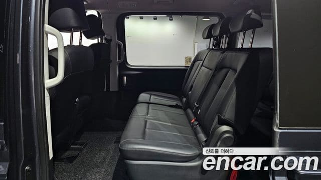 Hyundai Staria Modern, 2023 12