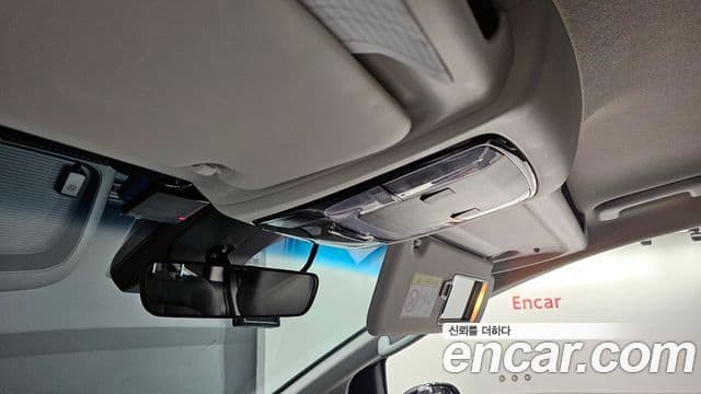 Hyundai Staria Modern, 2023 18