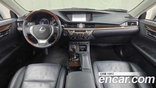 Lexus New ES300h XV60, 2014 7