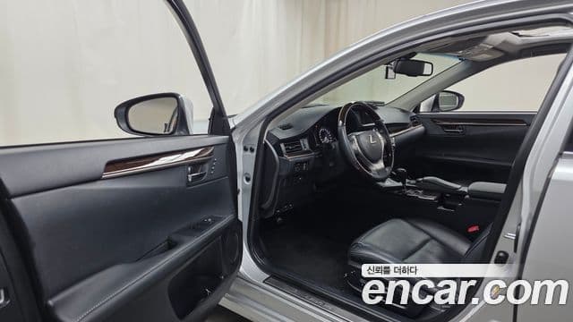 Lexus New ES300h XV60, 2014 10