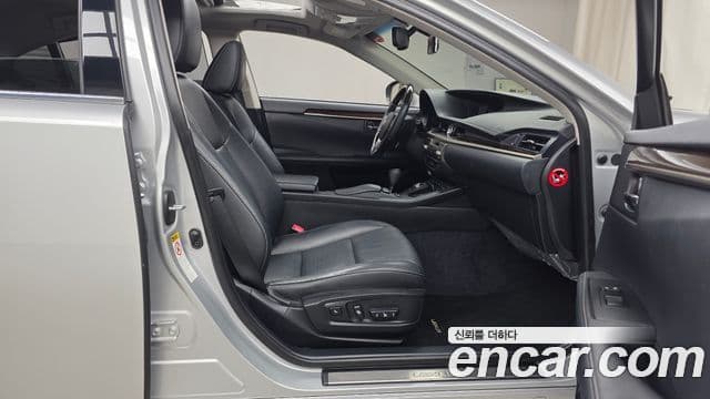 Lexus New ES300h XV60, 2014 11