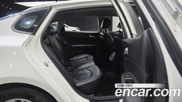 Kia K5 2세대 Luxury, 2016 13