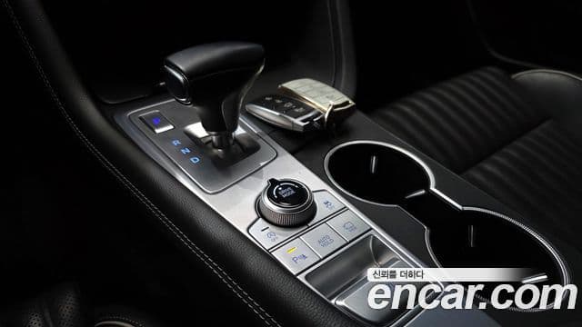 Genesis G70 Elite, 2020 9