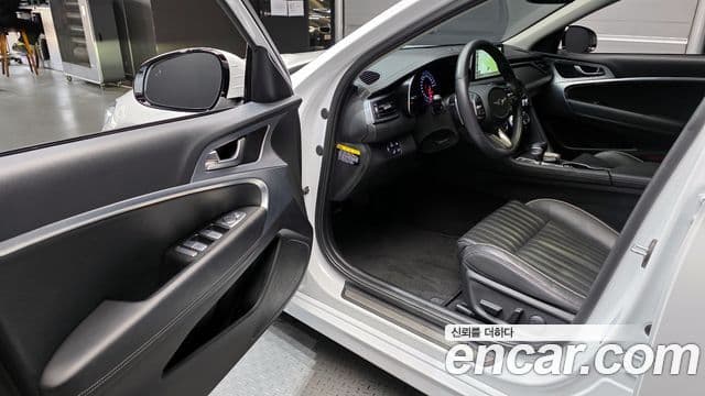 Genesis G70 Elite, 2020 11