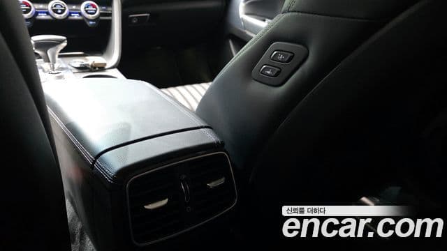 Genesis G70 Elite, 2020 18