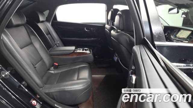 Hyundai Equus(новый кузов / новое поколение) Premium, 2015 12
