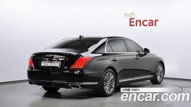 Genesis EQ900 Luxury, 2016 2