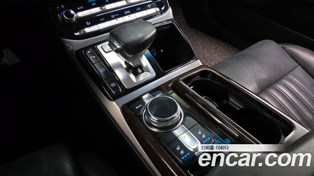 Genesis EQ900 Luxury, 2016 9