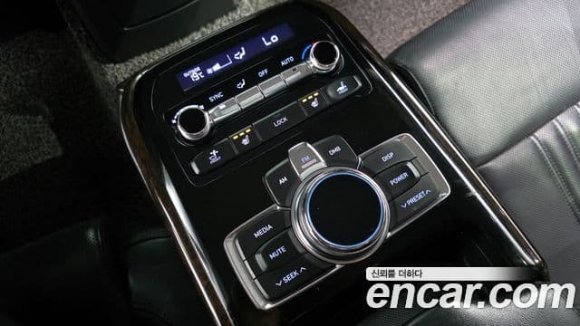 Genesis EQ900 Luxury, 2016 19