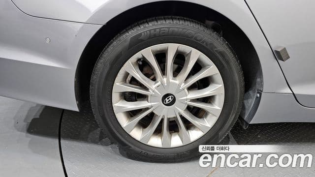 Hyundai LF Sonata 2.0 Smart, 2015 все фото