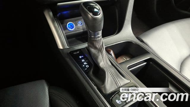 Hyundai LF Sonata 2.0 Smart, 2015 9