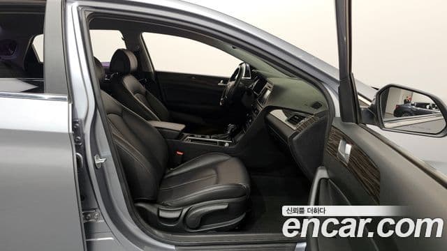 Hyundai LF Sonata 2.0 Smart, 2015 12
