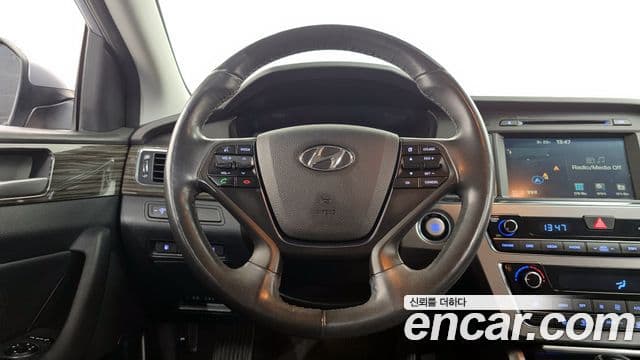 Hyundai LF Sonata 2.0 Smart, 2015 14
