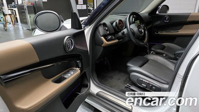 Mini Cooper D Countryman 2세대, 2017 11