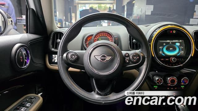 Mini Cooper D Countryman 2세대, 2017 13
