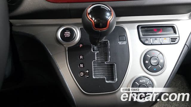 Kia The / новый New Ray Signature, 2021 9