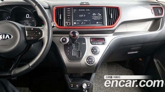 Kia The / новый New Ray Signature, 2021 17