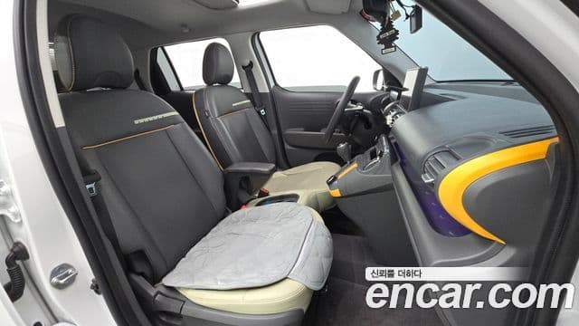 Hyundai Casper турбо D Essential, 2023 11