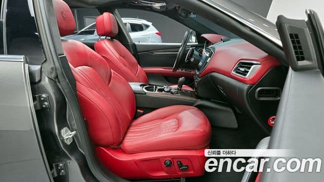 Maserati 기블리 3세대, 2017 10