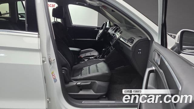 Volkswagen Tiguan 2세대 Premium, 2020 11
