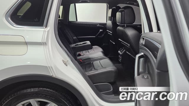 Volkswagen Tiguan 2세대 Premium, 2020 12