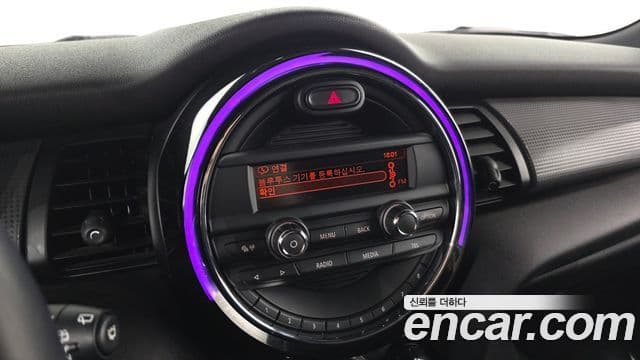 Mini Cooper 3세대, 2014 16