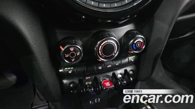 Mini Cooper 3세대, 2014 17